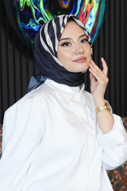 Geometrik Desen Siyah - Beyaz Soft Pamuk Eşarp - 4